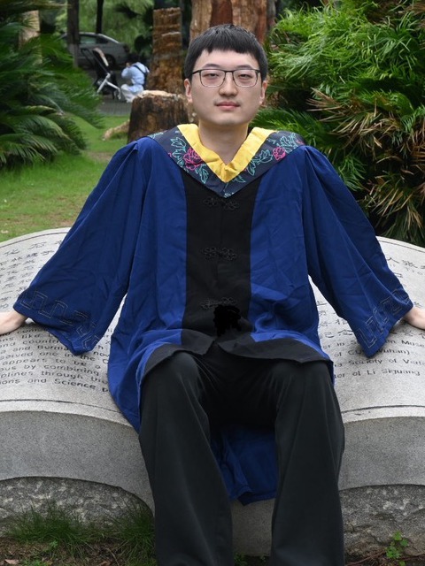 Ruimeng Liu (刘睿萌)